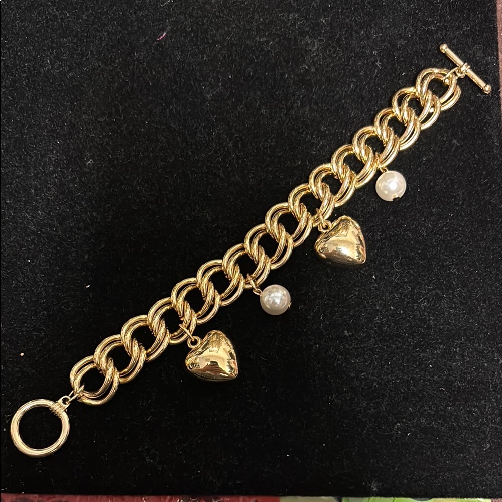 Gold Heart Charm Bracelet